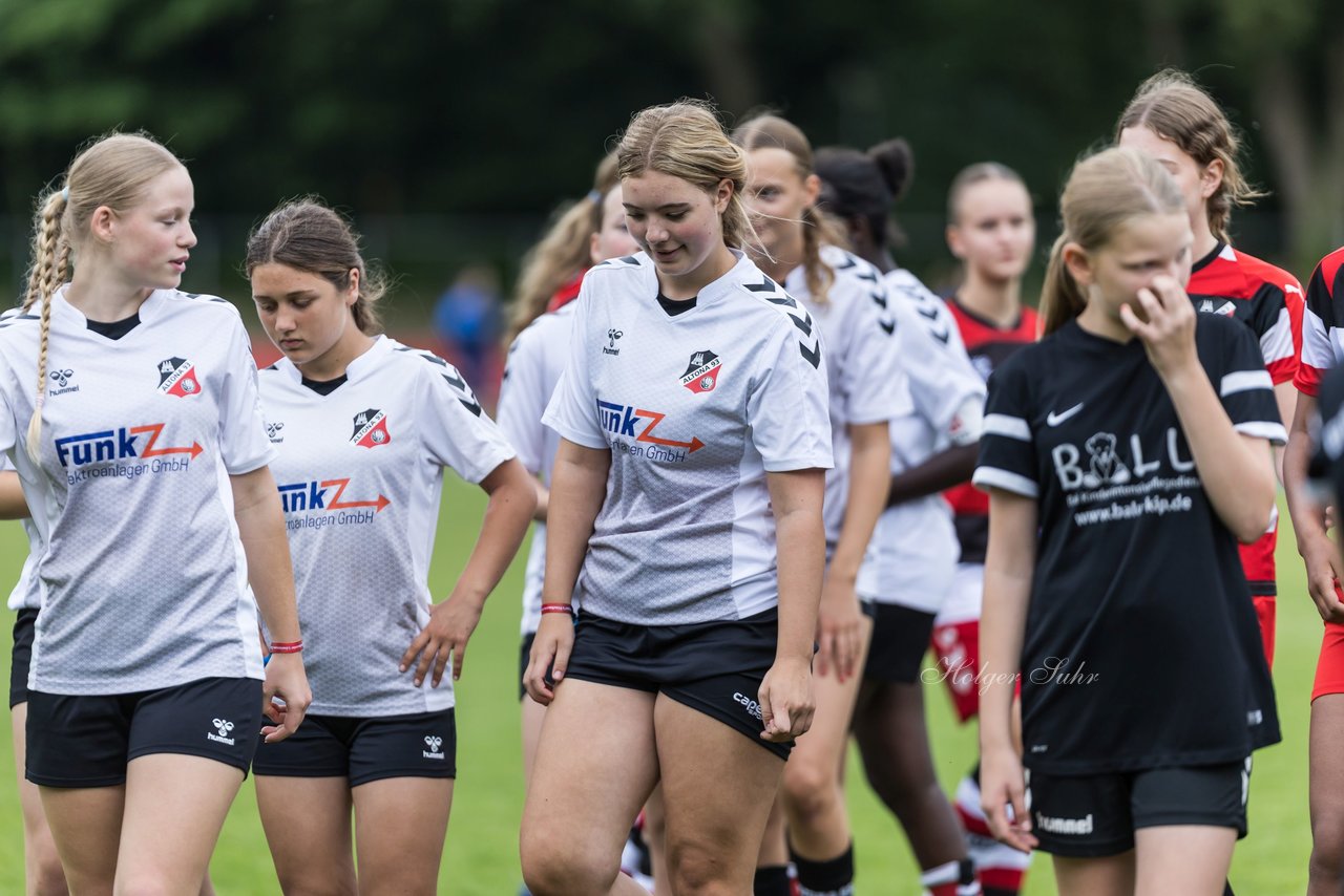 Bild 64 - Loewinnen Cup